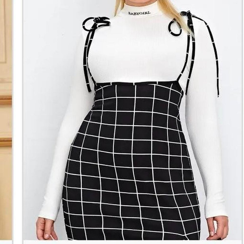 FN PLAID DRESS - Picture 4 of 5